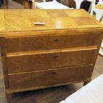 93 2103 CHEST OF DRAWERS